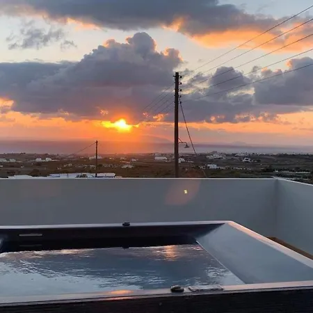Paradise Casa Fira